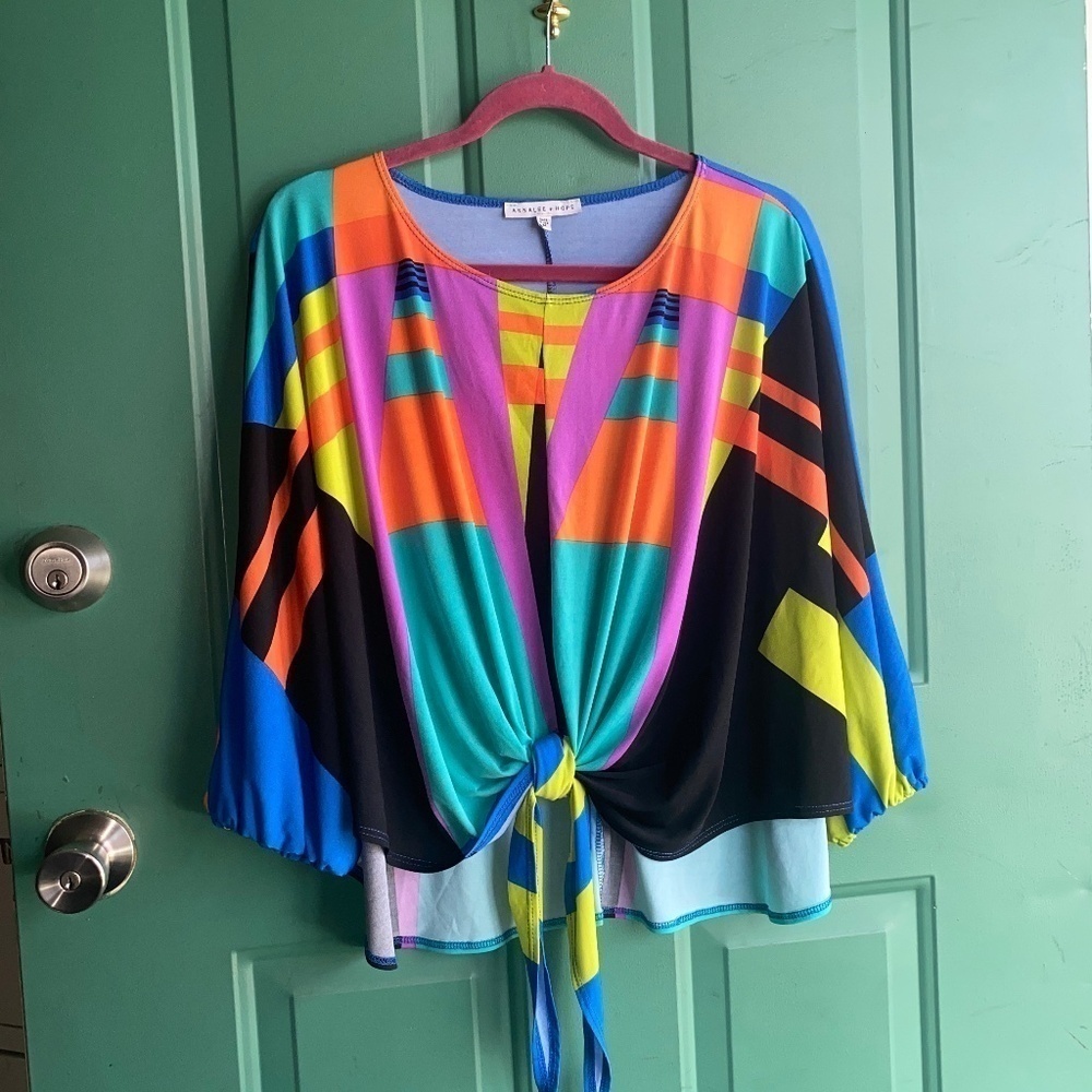 Annalee and Hope size medium vibrant top